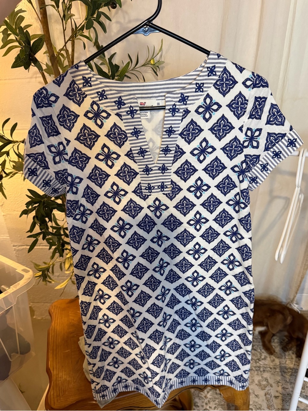 Vineyard Vines White and Navy Patterned Short Sleeve Tunic